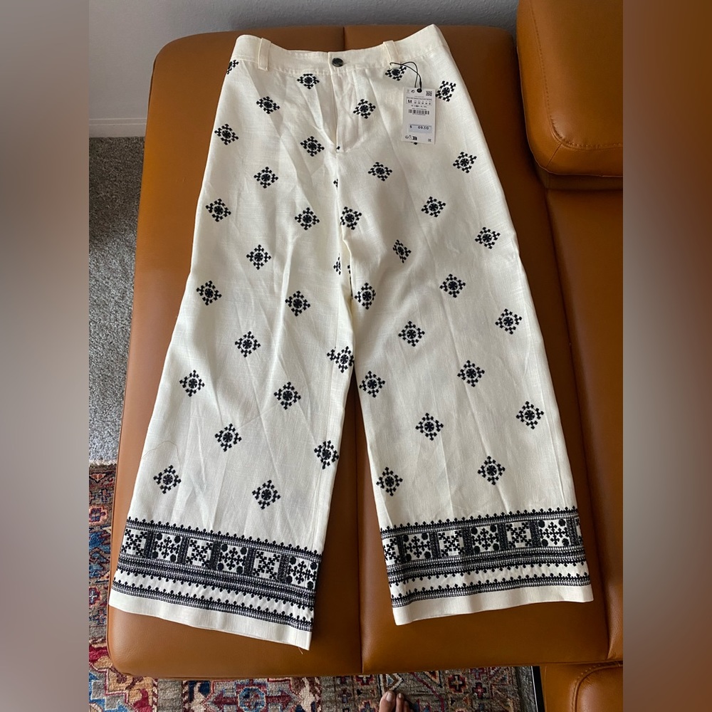 Zara embroider crop trousers